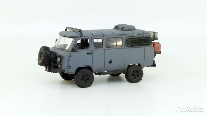 1:35 и 1:43 Экстремальный силовой обвес на УАЗ-Бух