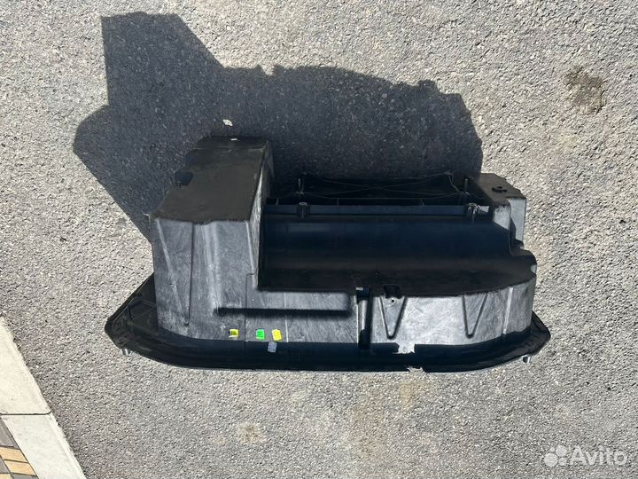 Днище багажника porsche Panamera 971 корыто