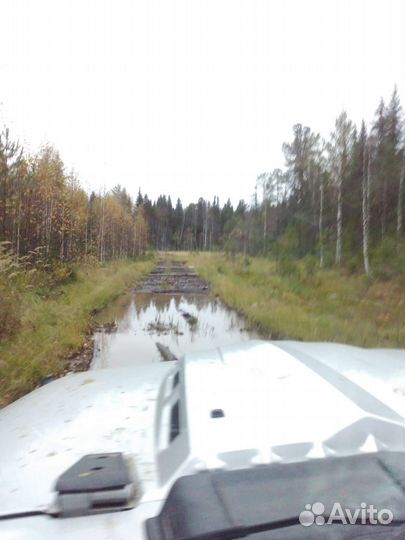 Капот на Jeep Wrangler