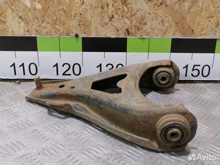 Рычаг передний правый нижний Renault Scenic 1996 1