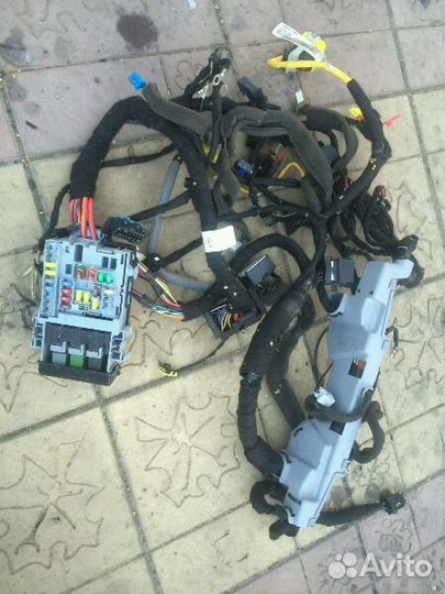 Салонный блок предохранителей киа церато 2011г