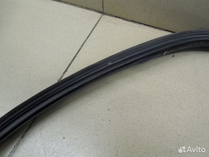 Уплотнитель багажника Lacetti 2003-2013