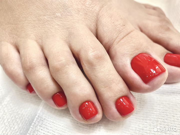 Маникюр, педикюр