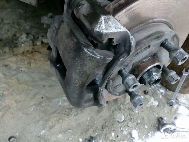 Суппорт тормозной правый левый Шевроле Лачетти Дэу