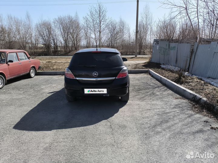 Opel Astra 1.6 МТ, 2011, 178 000 км
