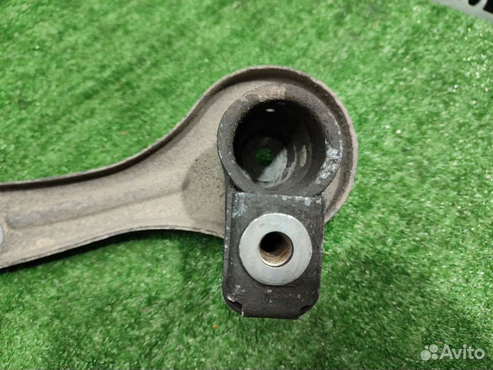 Реактивная тяга задней подвески левая BMW 1