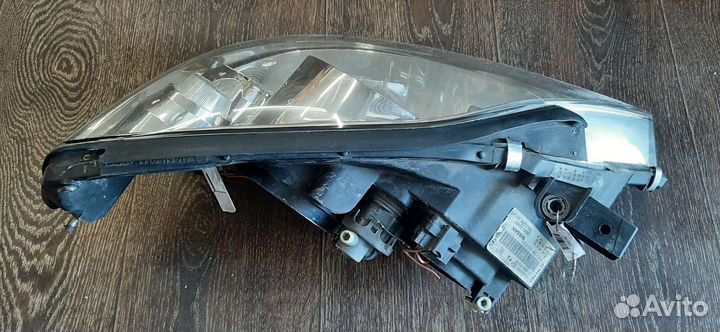 Фара левая правая Nissan Primera p12 23763700
