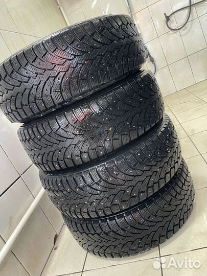 Formula Winter 215/65 R16