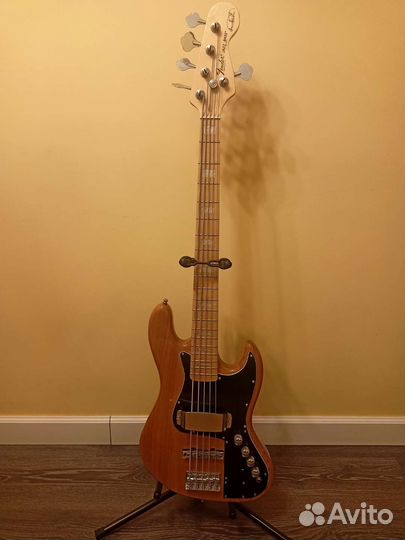 Реплика Fender Marcus Miller Jazz Bass