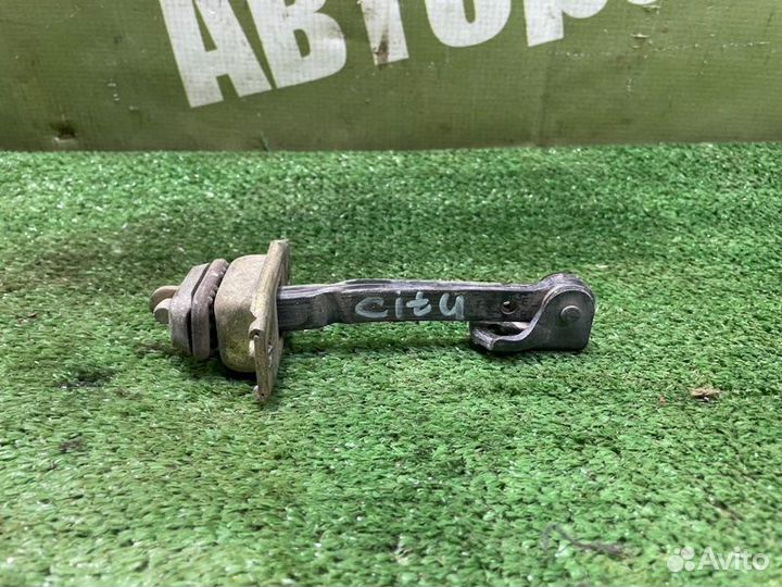 Ограничитель двери Honda City L15A