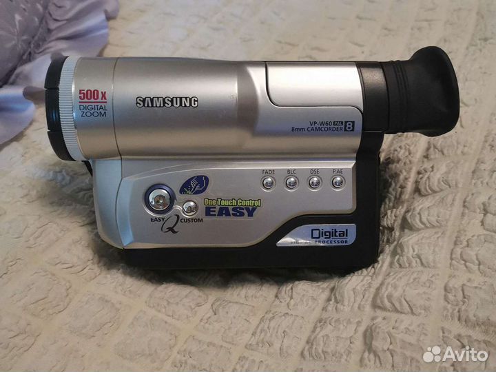 Видеокамера Samsung vp-w60