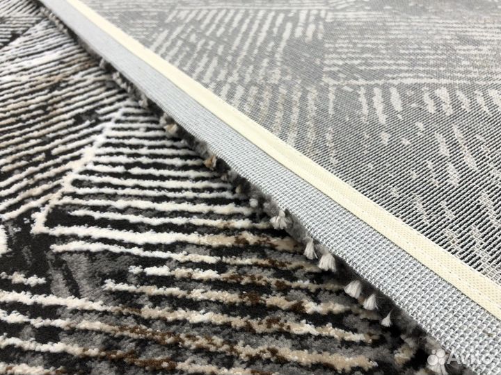 Ковер 1.56х2.30 прямоугольный, коричневый