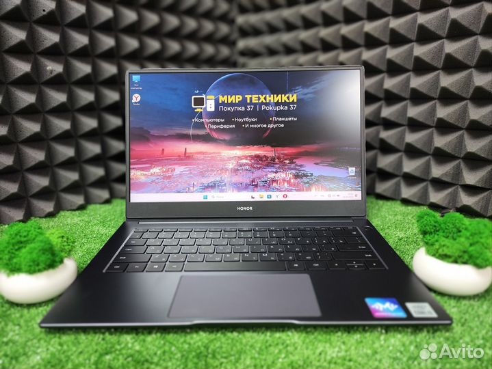 Ноутбук Honor i3-10110U/8GB/SSD