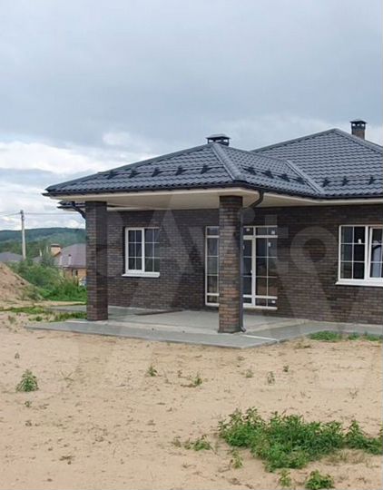 Дом 69 м² на участке 4 сот.