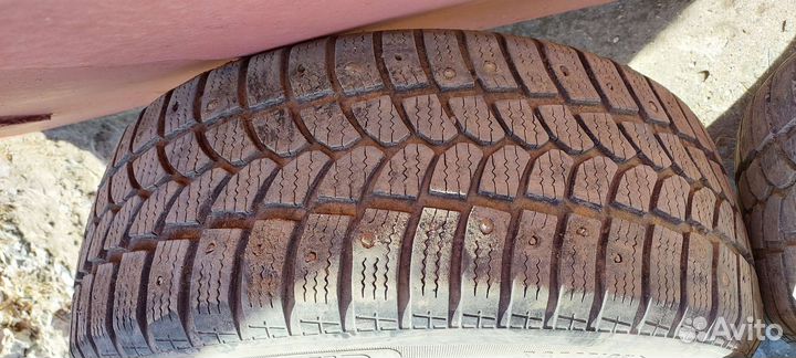 Kormoran Stud Extreme 225/50 R17