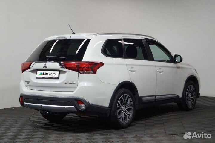 Mitsubishi Outlander 2.0 CVT, 2016, 126 000 км