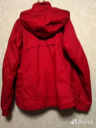 Columbia. Очень красивая ветровка