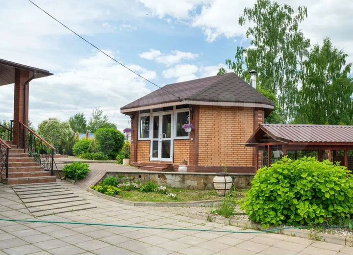 Дом 570 м² на участке 40 сот.