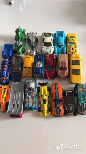 Машинки коллекционные Hotwheels