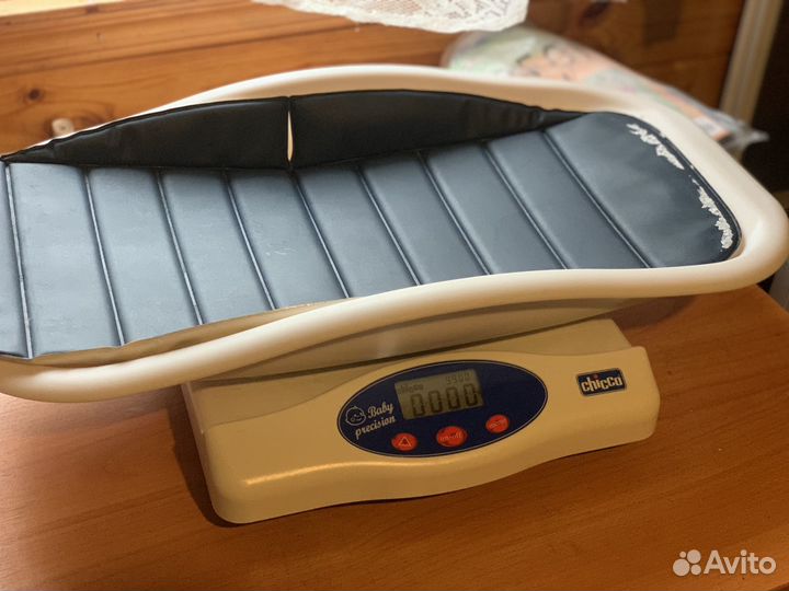 Детские электронные весы Chicco