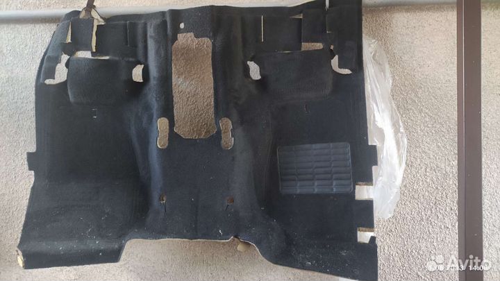 Напольное покрытие на Land Rover discovery 3