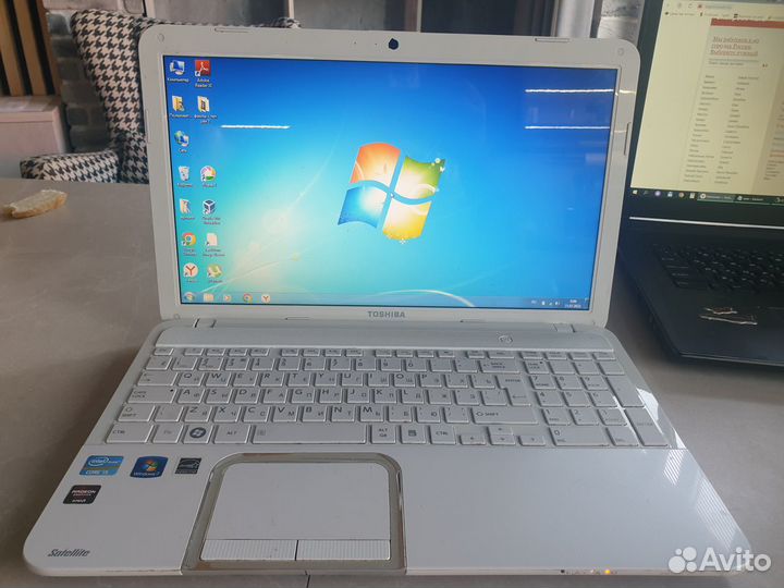 Ноутбук toshiba satellite l 850- c4w