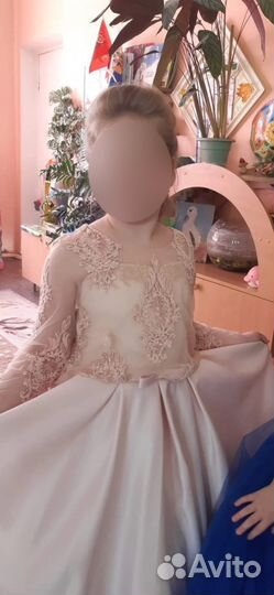 Платье праздничное