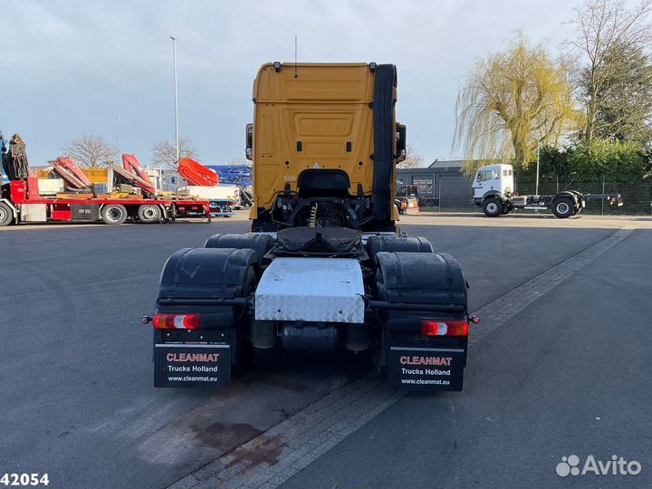 Pазбираем грузовик Mercedes-Benz Actros mpiv с 201