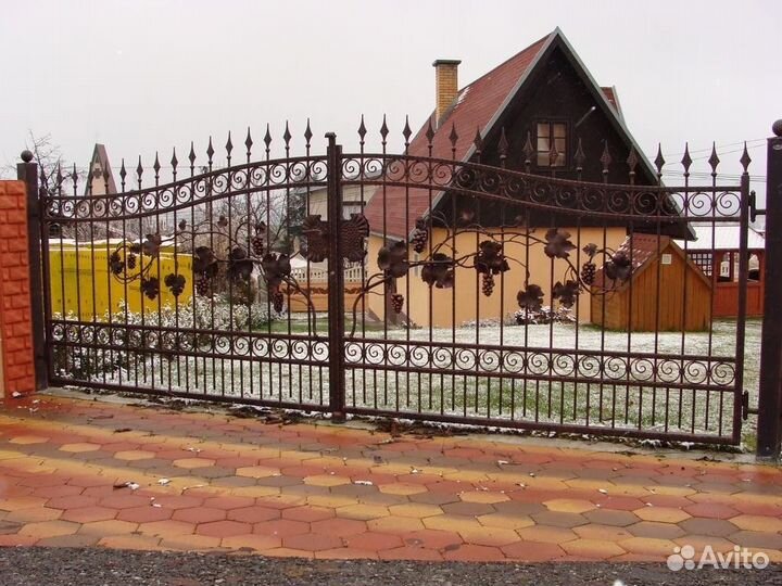 Кованые ворота