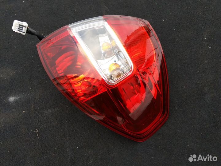 Фонарь задний правый в крыло рено колеос 1
