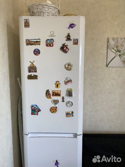 Холодильник Indesit ib201