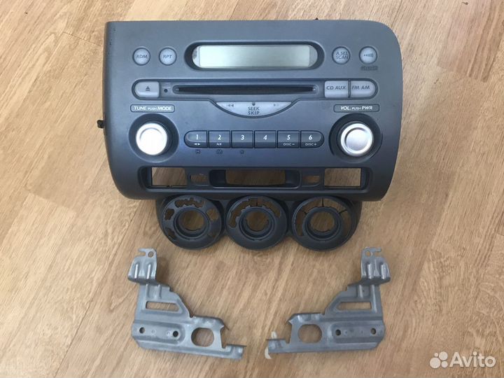 Магнитола honda fit l поколения
