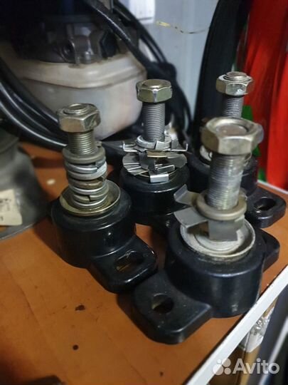 Подушка двигателя mercruiser 66284A2