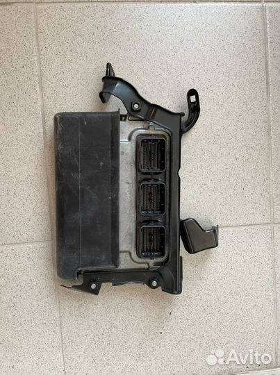 Блок управления двс хонда цивик (Honda Civic)