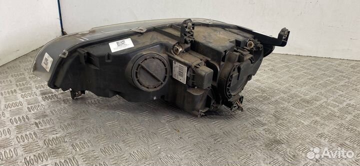 Фара правая, BMW X5 E70 2009