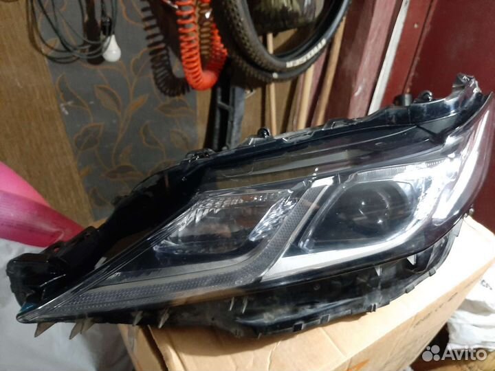 Фара камри 70