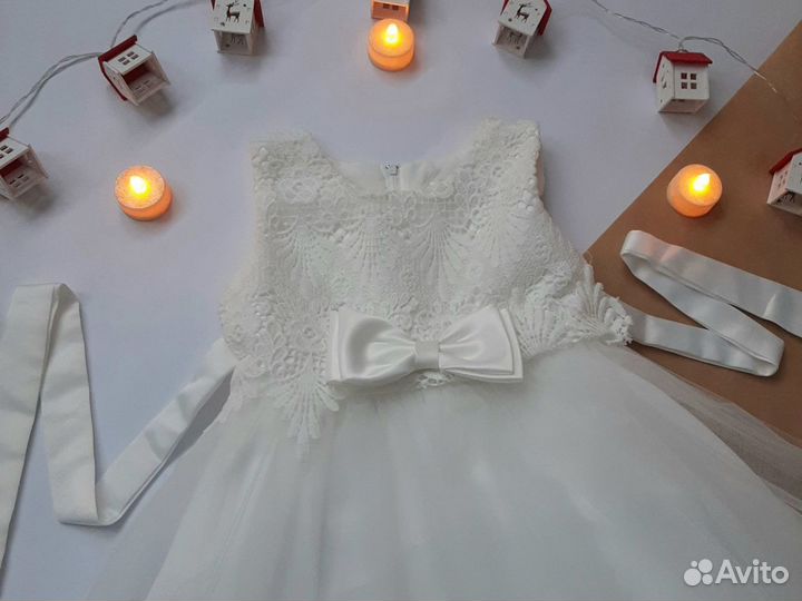 Нарядное платье для девочки белое 104
