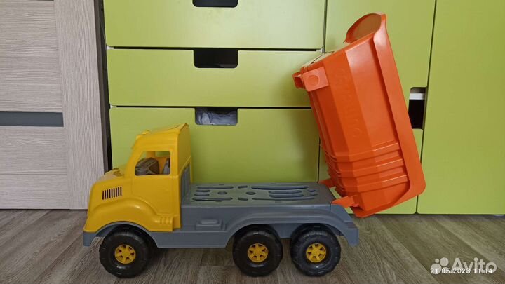Грузовик новый
