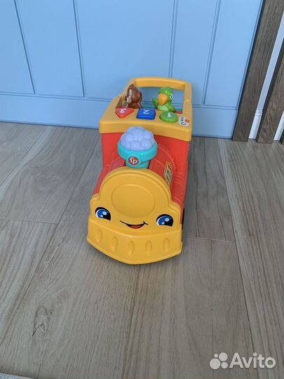 Fisher price поезд