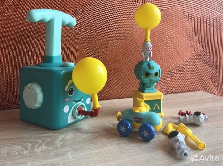 Машинки с насосом и шариками Balloon Car