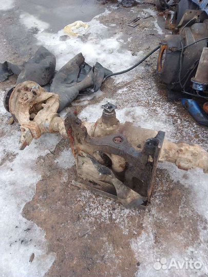 Передний балочный ведущий мост к мтз