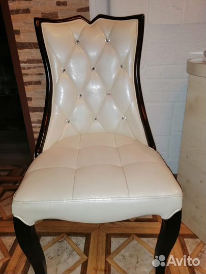 Кухонный стол и стулья бу