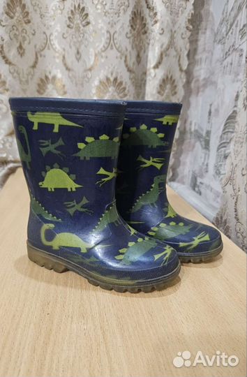 Резиновые сапоги