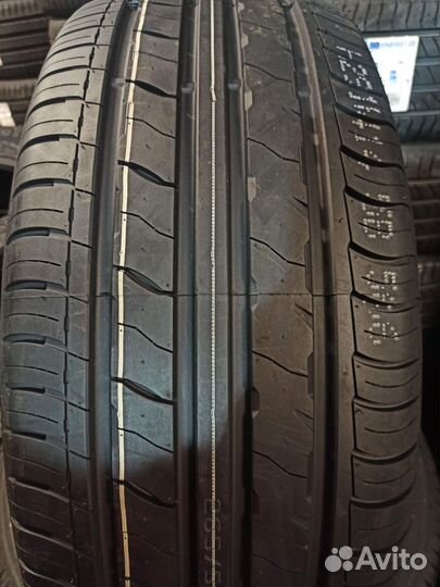 Royal Black Royal Performance 265/50 R20 111V