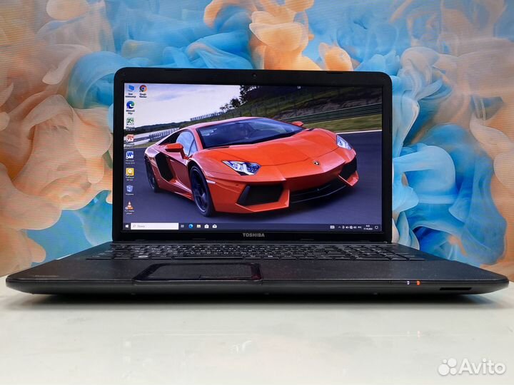 Большой Toshiba 17.3