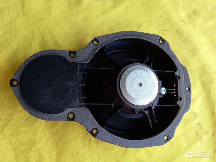 Динамик двери оригинал Volkswagen Passat B7