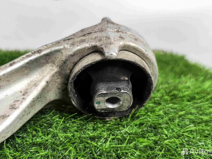 Рычаг подвески передний Jaguar F-Pace JGA 2016