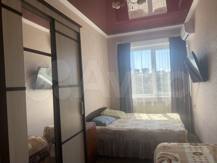 Комната 12 м² в 2-к., 2/4 эт.