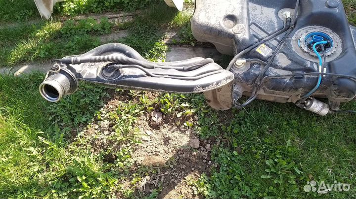 Бензобак гольф 6 golf 6 1.2 tsi бак топливный