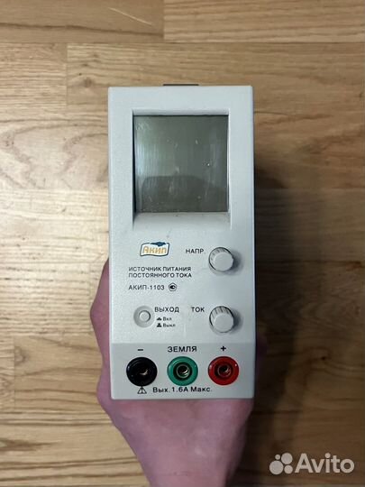 Источник питания акип-1102